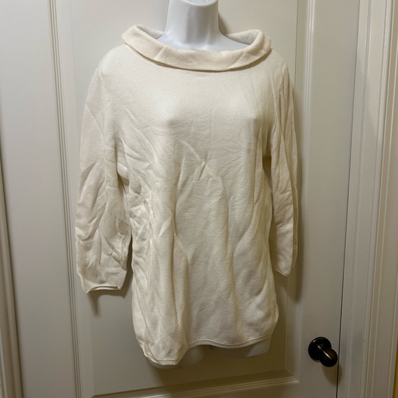 🛍️3/$12 Talbots sweater - Picture 3 of 6